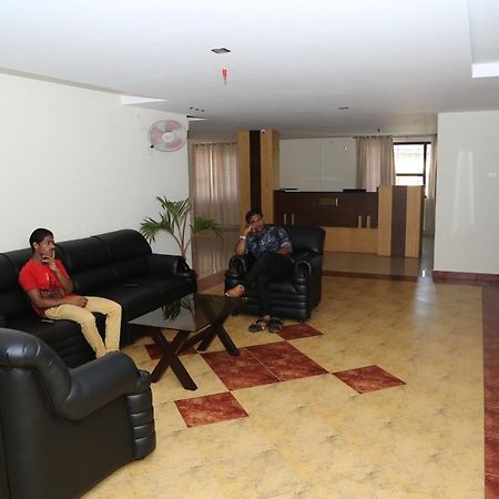 Hazmi Inn Perintalmanna 外观 照片