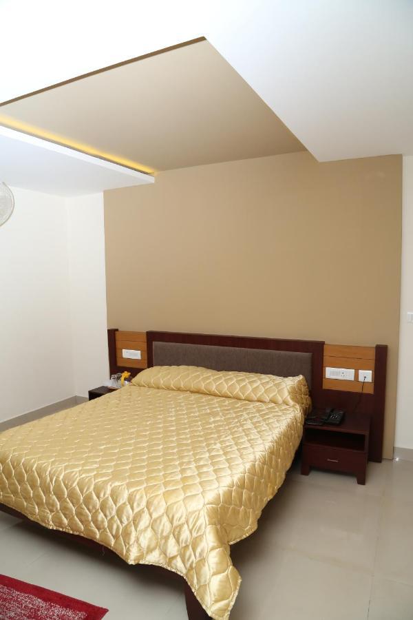 Hazmi Inn Perintalmanna 外观 照片
