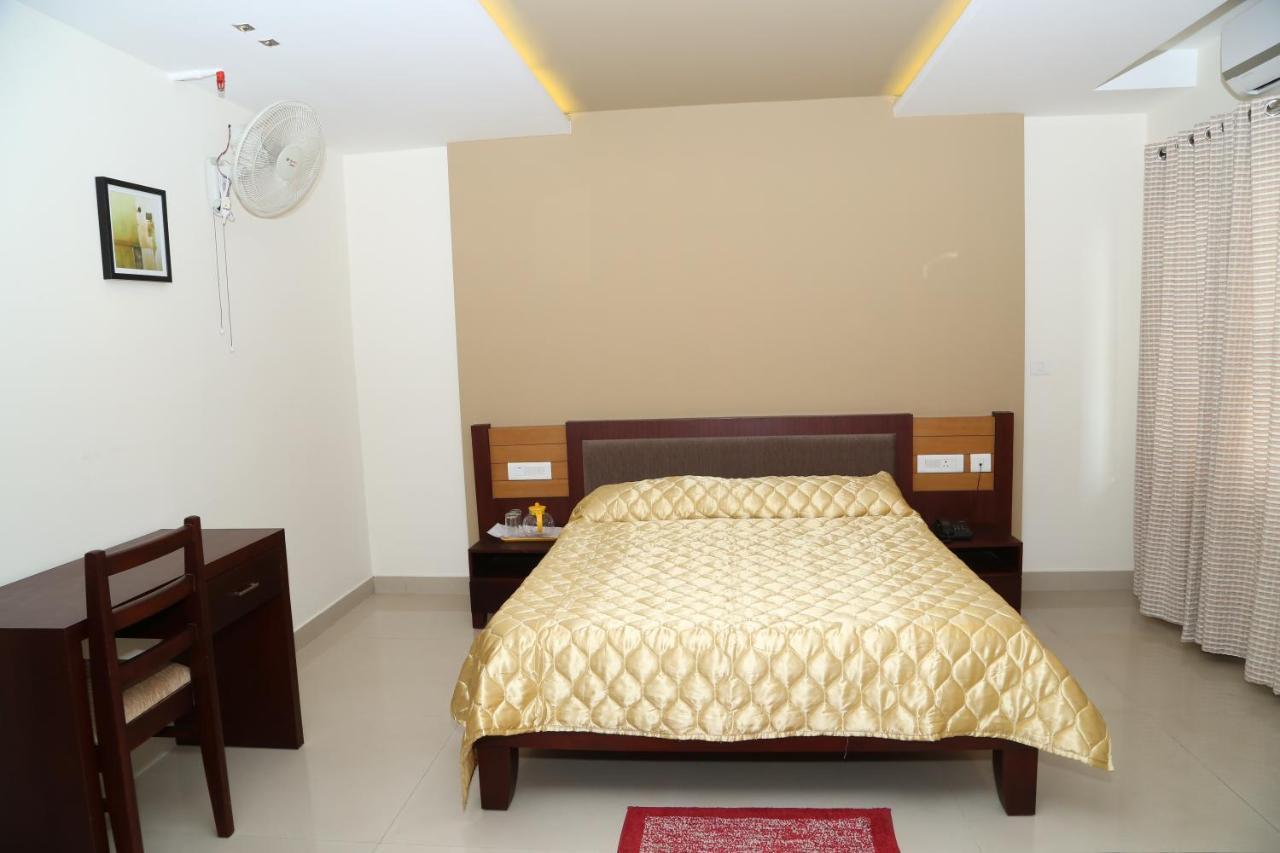 Hazmi Inn Perintalmanna 外观 照片