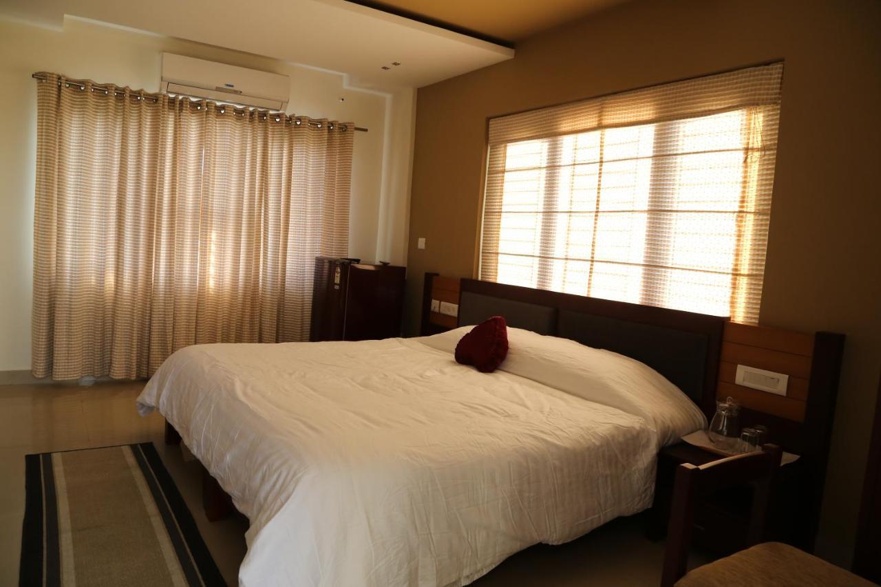 Hazmi Inn Perintalmanna 外观 照片